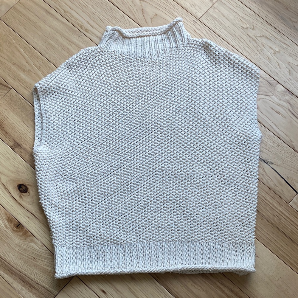 Chic Cream Turtleneck Sweater for Women